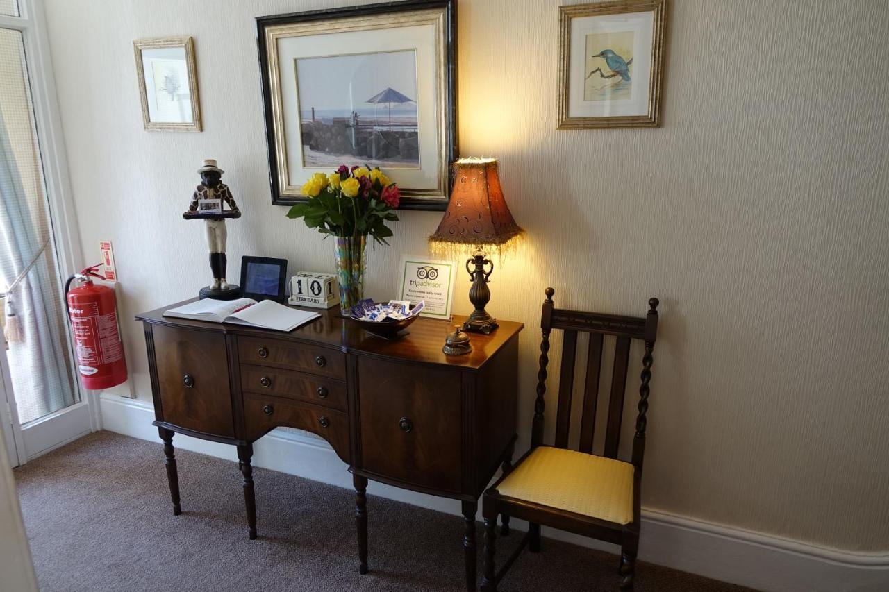Chilterns Guest House Llandudno Ngoại thất bức ảnh